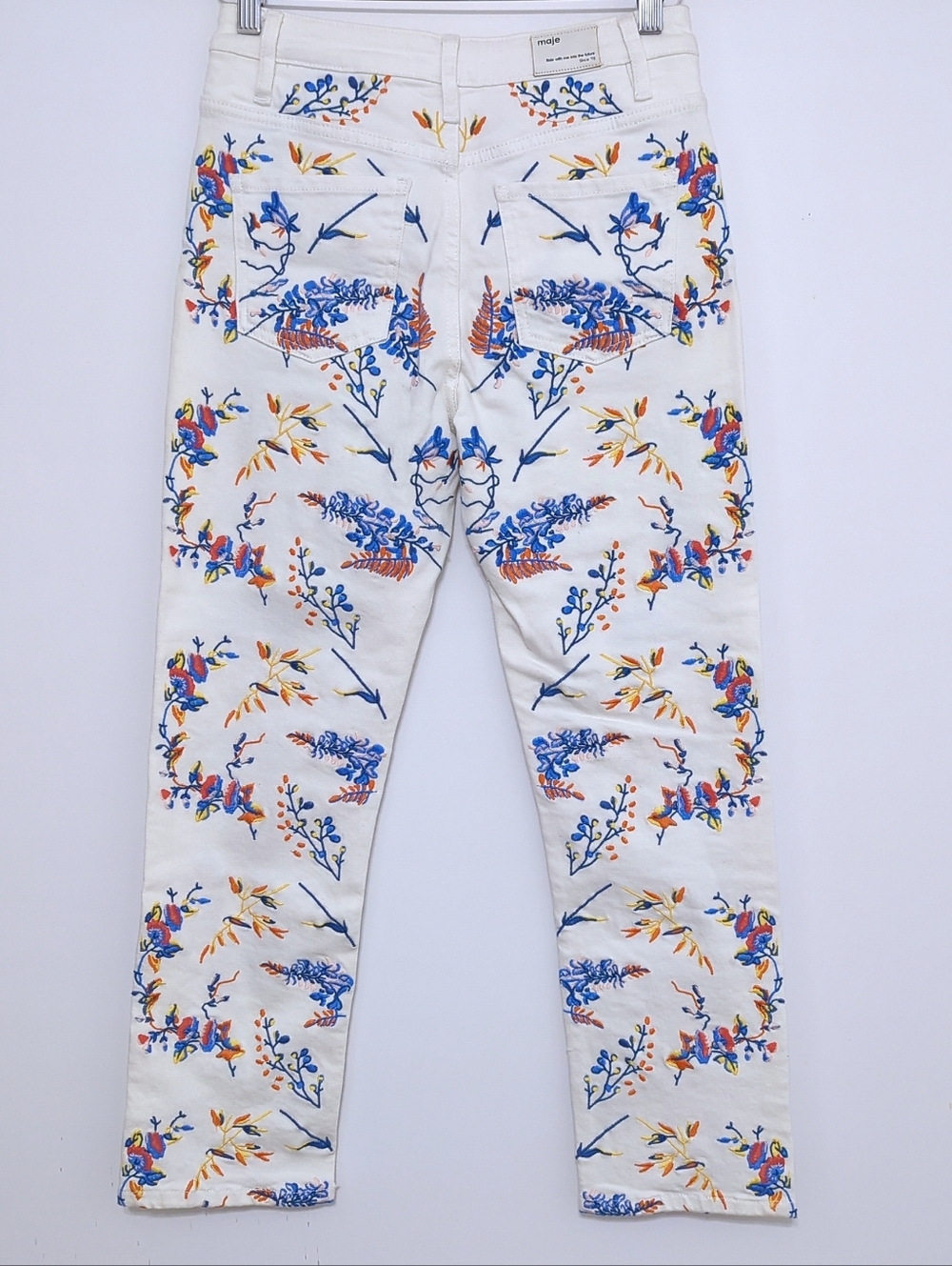 NWT Maje Pia White Embroidered Floral Cropped Straight Jeans Size 4 - Picture 3 of 10